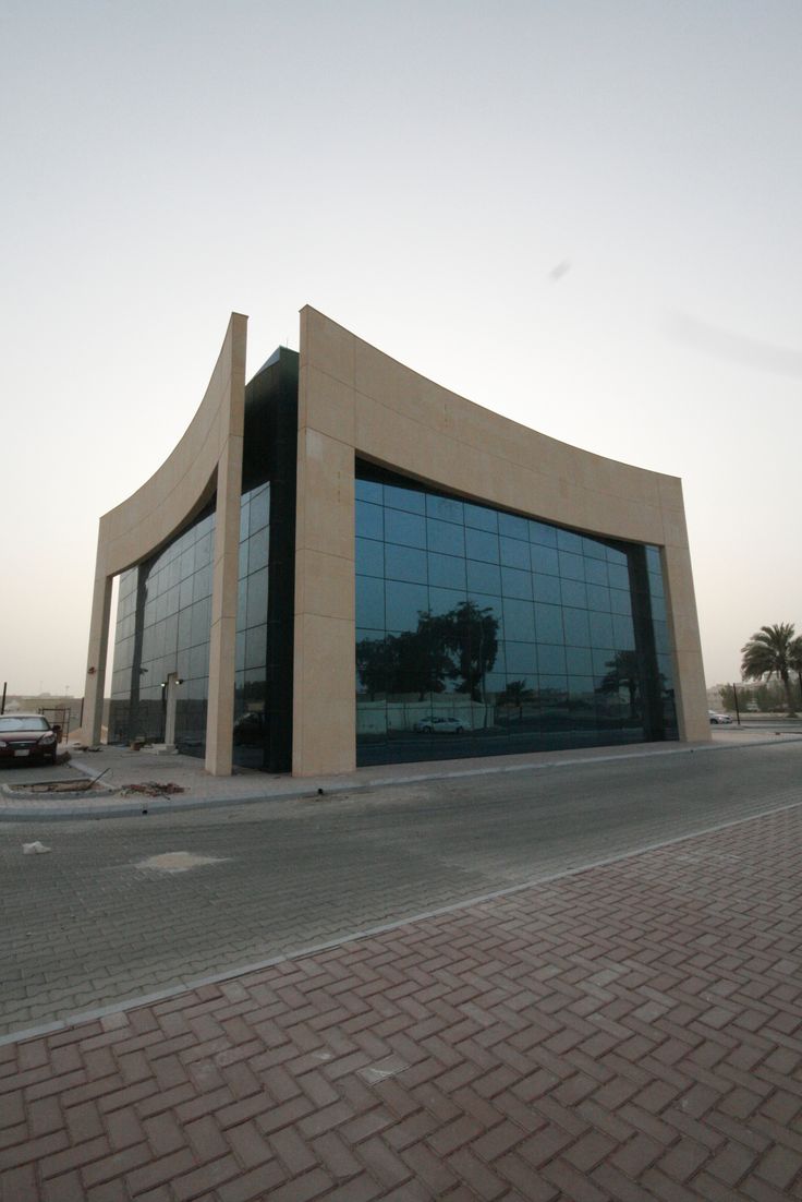 واجهة زجاجية